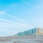 Apartamento In By The