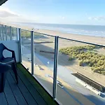 In By The Apartamento