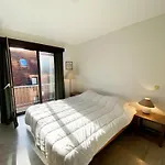 Apartamento In By The *