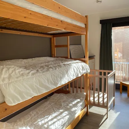Seaflower 603 Located Directly On The Apartment *