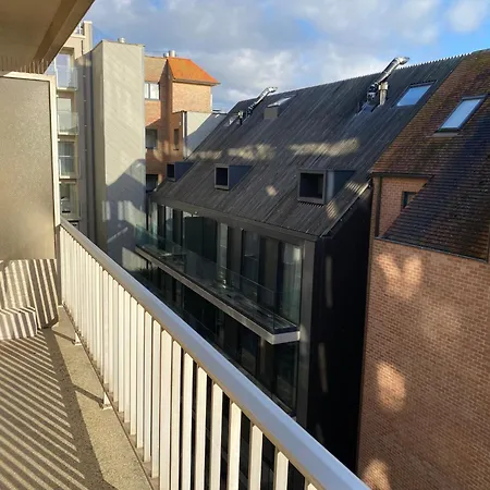 Seaflower 603 Located Directly On The Apartment