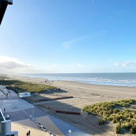 In By The * Nieuwpoort