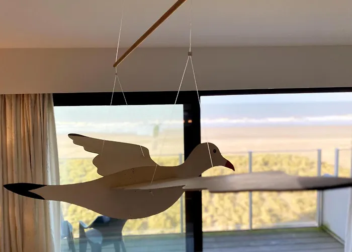 In By The Διαμέρισμα