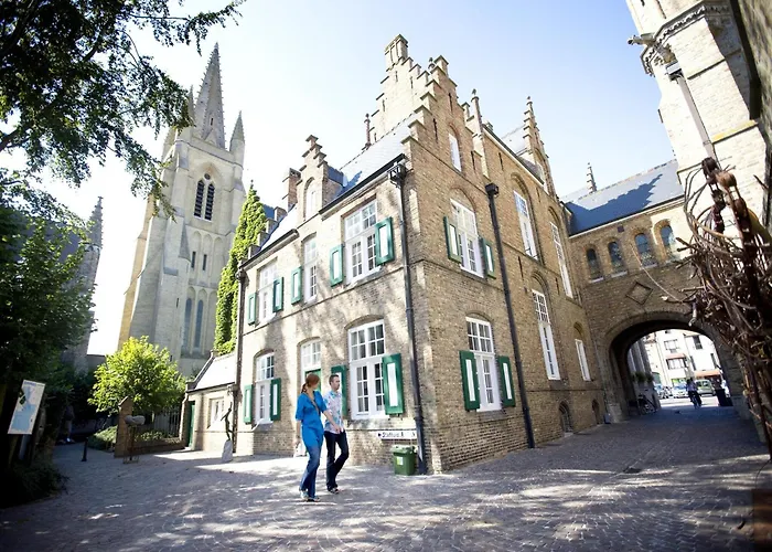 In By The * Nieuwpoort